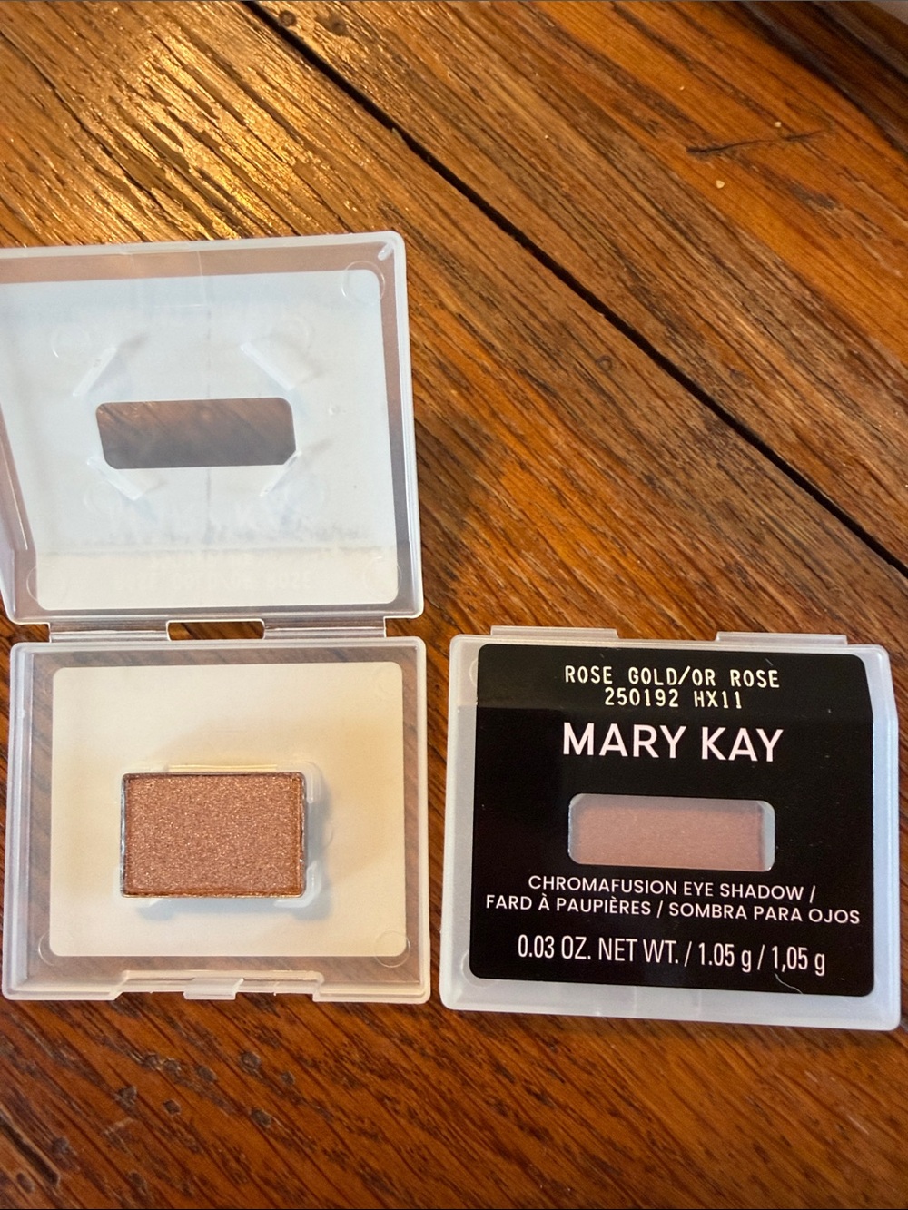 Mary Kay ROSE GOLD Eyeshadow